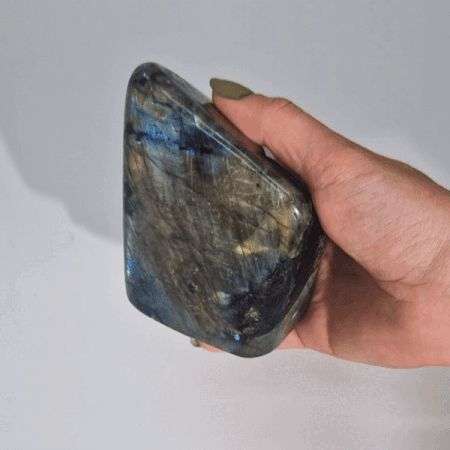 Piedras Grandes de Labradorita de Madagascar (aprox 635-750g 80-110mm) - Imagen 2