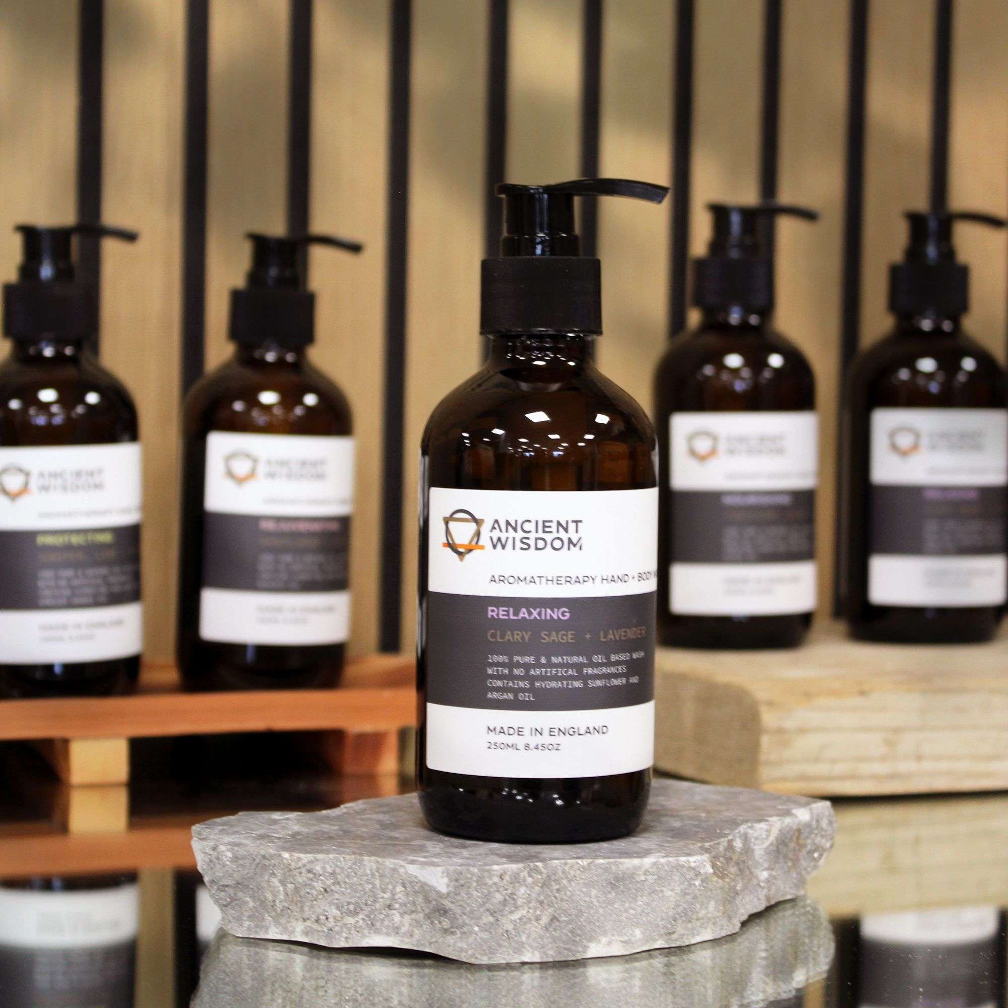 Jabón de manos y cuerpo de sándalo y rosa 250ml - Imagen 2