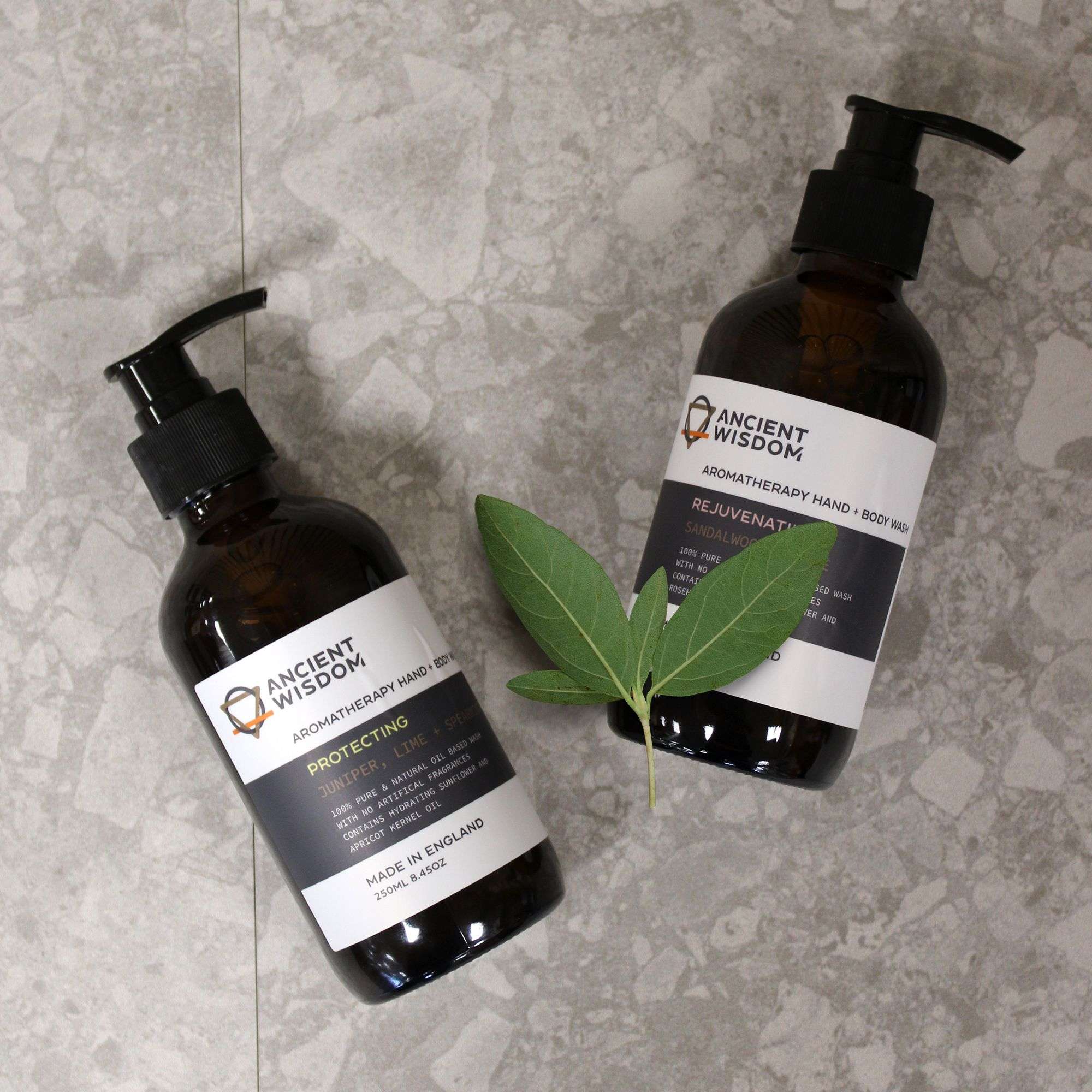 Jabón líquido de manos y cuerpo de enebro, lima y menta verde 250ml - Imagen 4