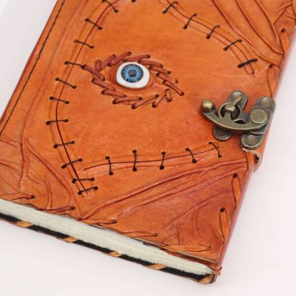 Cuaderno Marrón Claro Ojo Maligno con Bordes Desgastados - Imagen 2