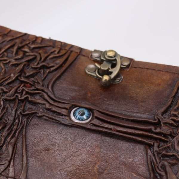 Cuaderno Marrón Oscuro Ojo Maligno con Bordes Desgastados - Imagen 2