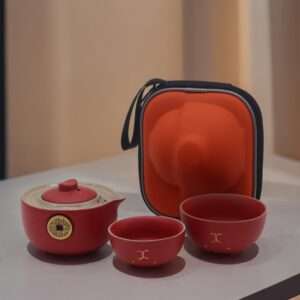 Set de Tetera Gato del Dinero – Dos Tazas y Estuche – Rojo Coral